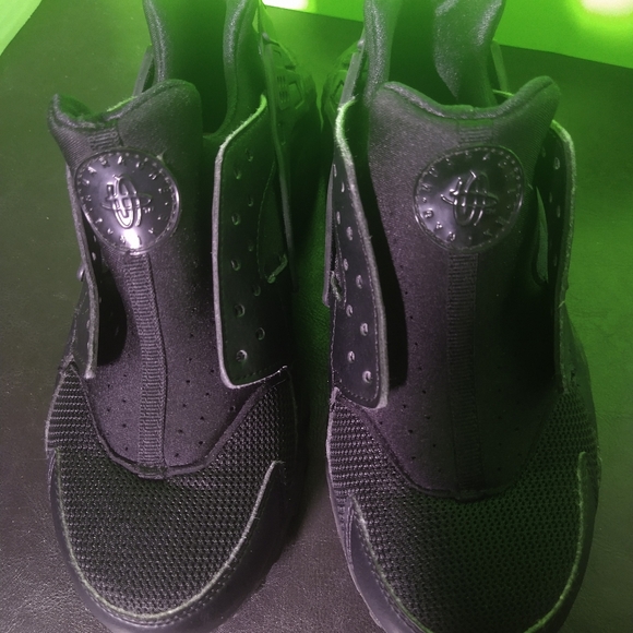 3 pair Nike Huarache - Picture 6 of 6